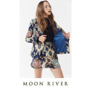 💫Host Pick💫 Stunning Moon River Suit NWT
